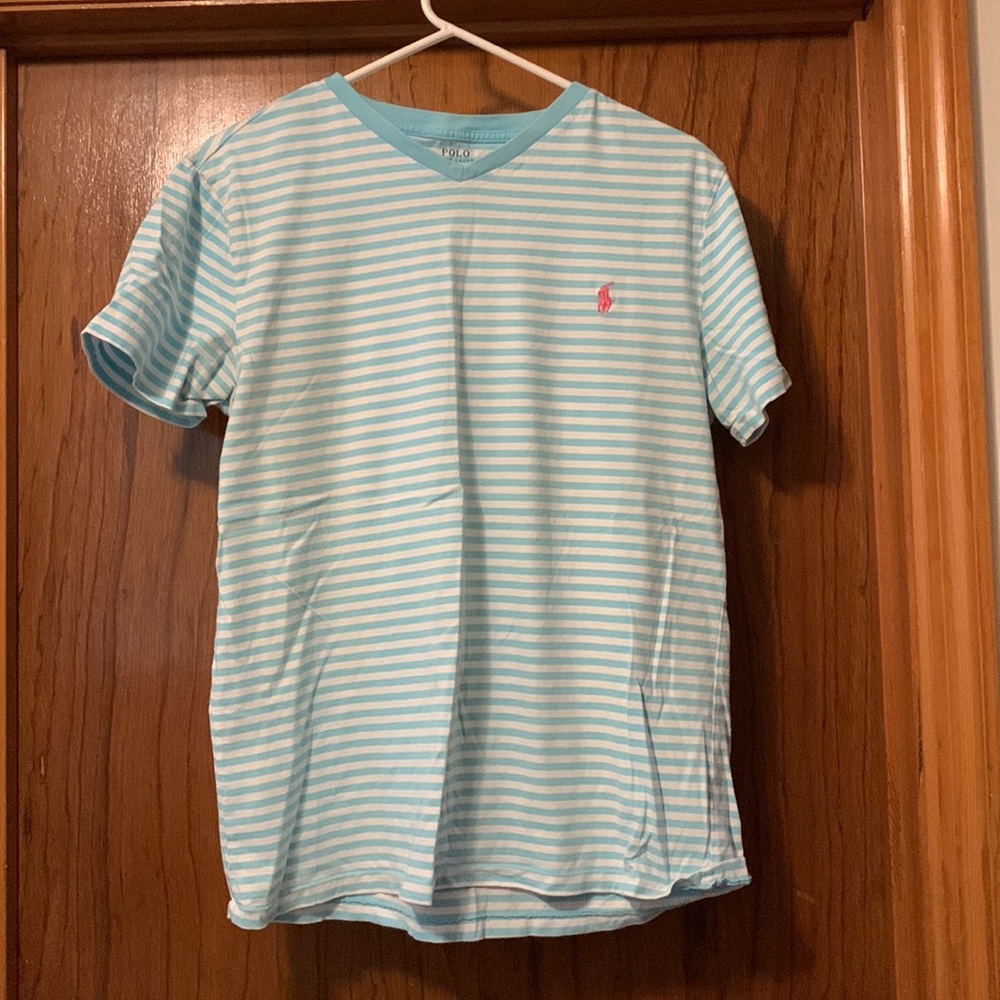Ralph Lauren t-shirt (medium)